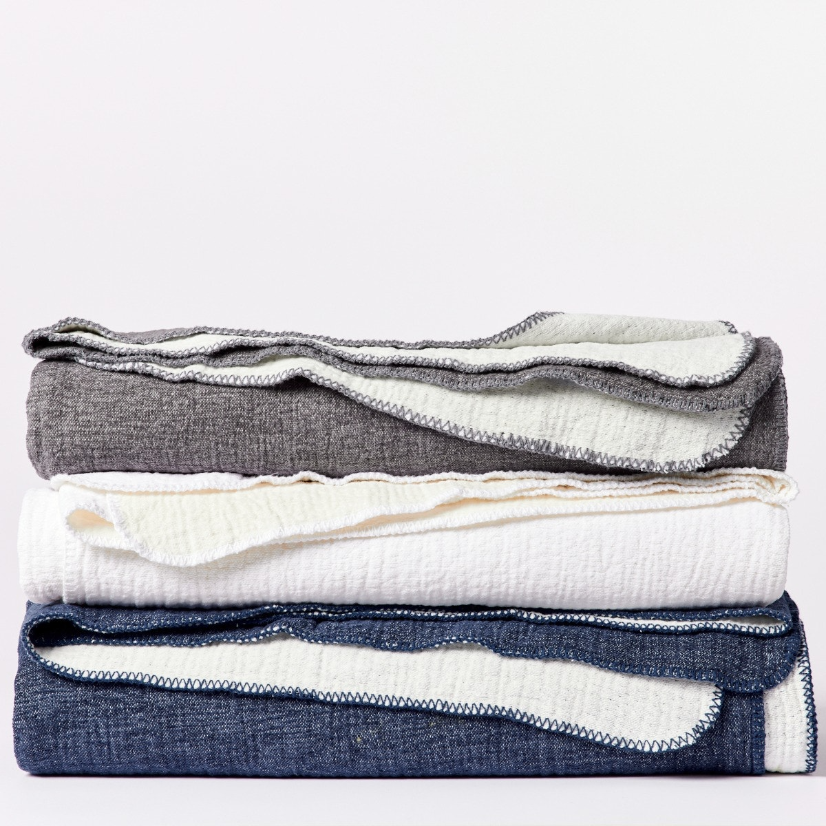 Coyuchi Organic Cozy Cotton Blanket MADE SAFE a program of Nontoxic