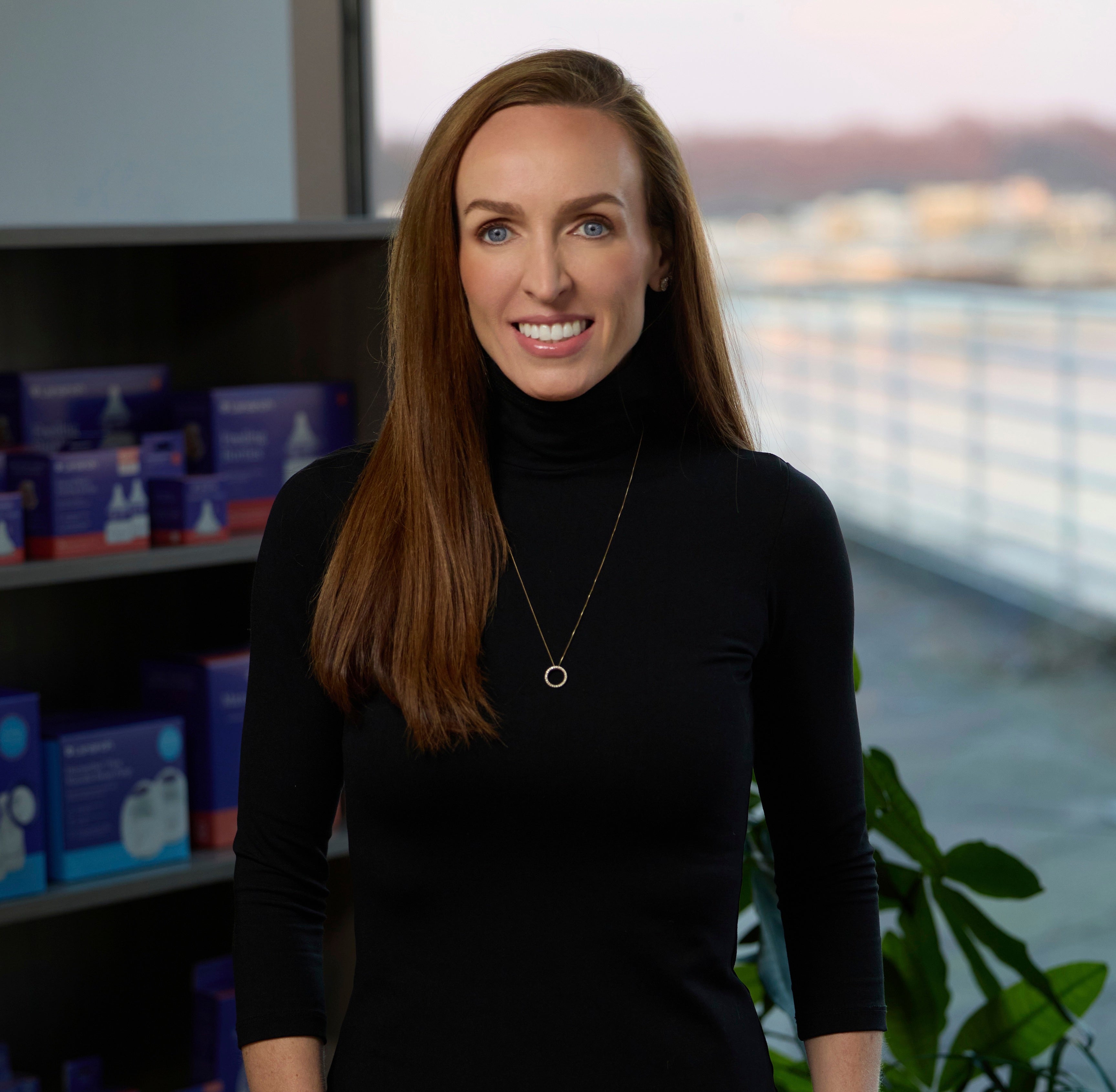 Julie Talbot headshot